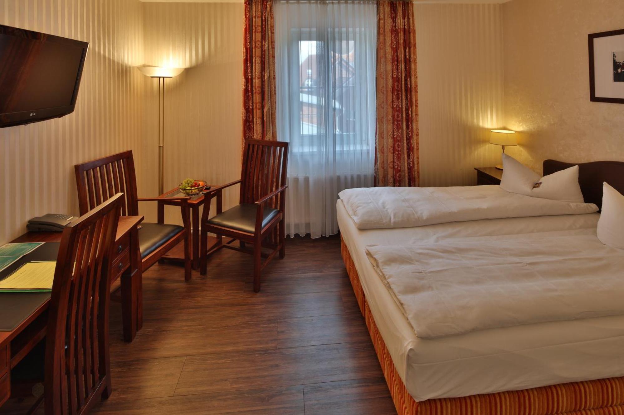 Hotel Elefant Schwerin  Phòng bức ảnh