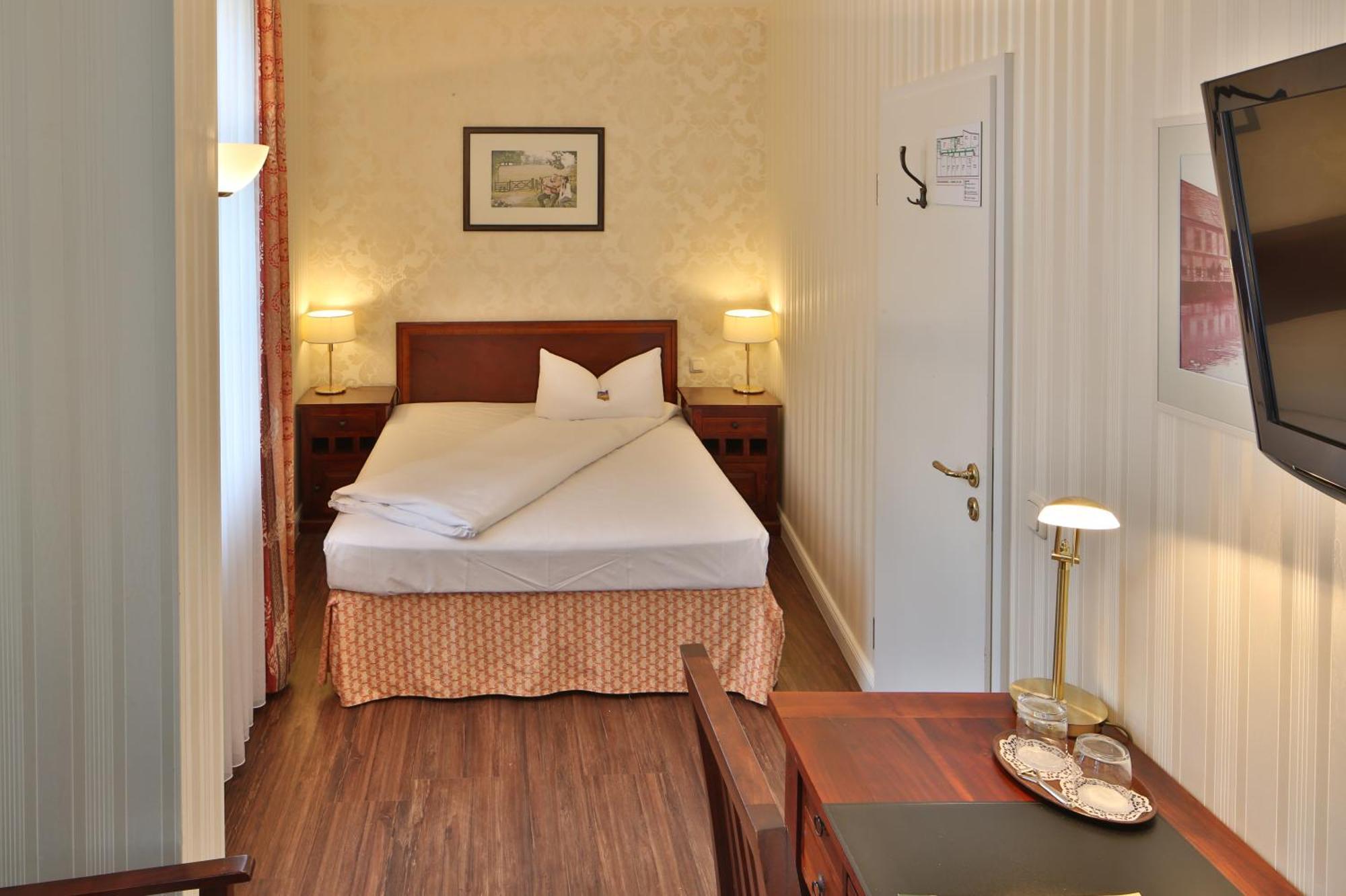 Hotel Elefant Schwerin  Phòng bức ảnh