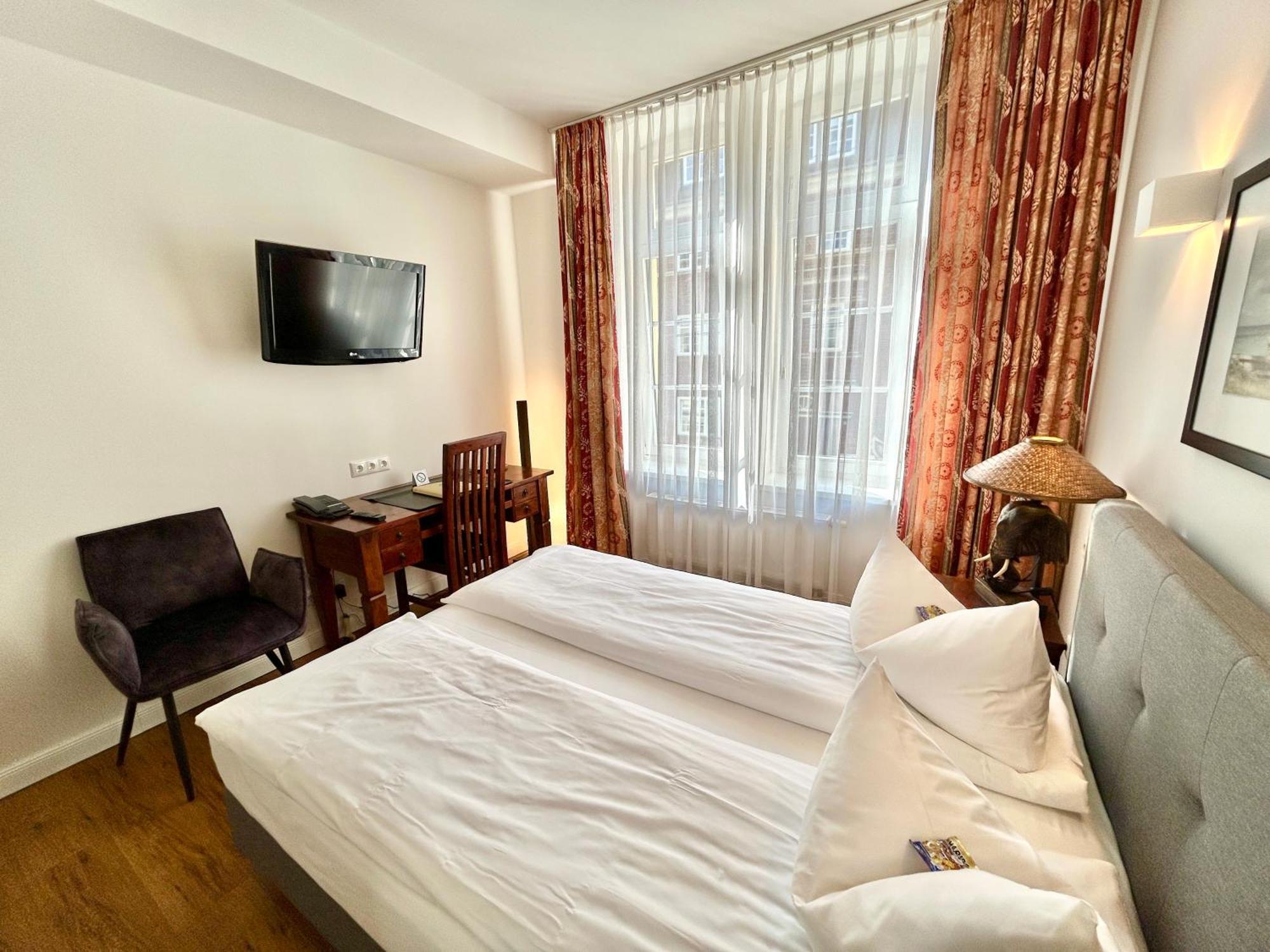 Hotel Elefant Schwerin  Ngoại thất bức ảnh