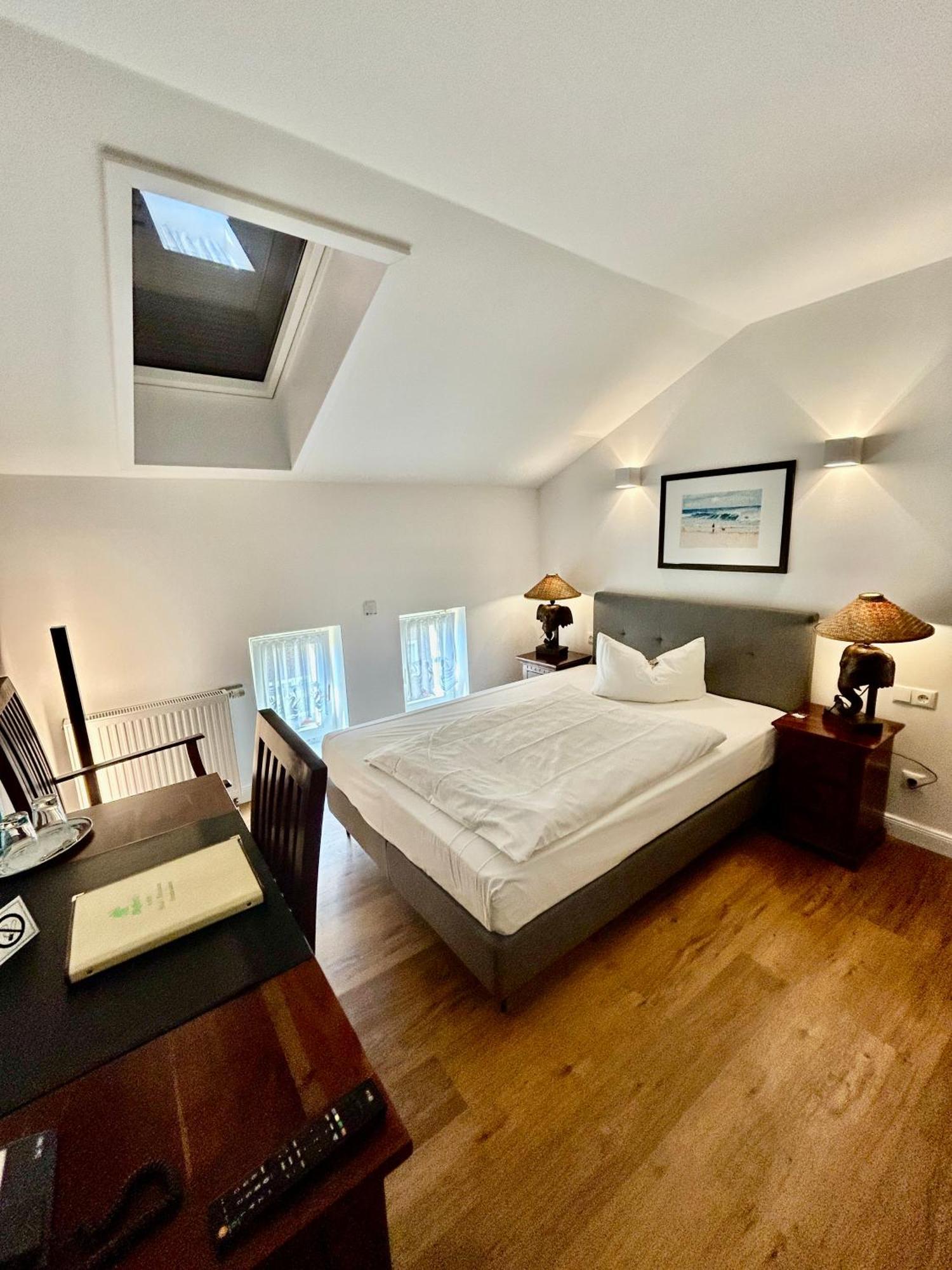 Hotel Elefant Schwerin  Ngoại thất bức ảnh