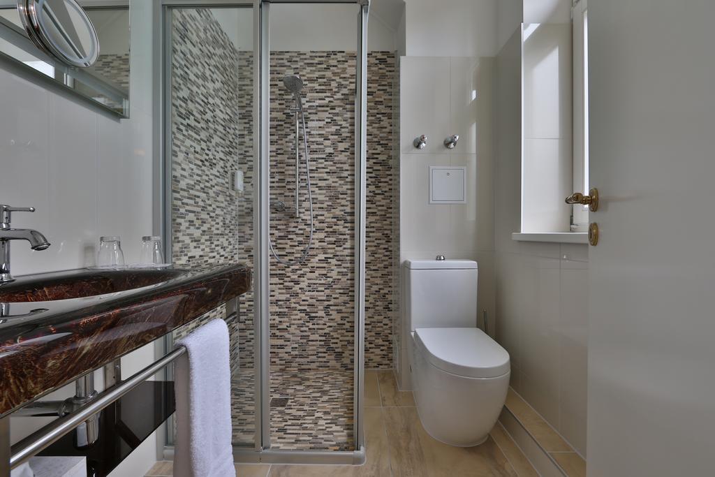 Hotel Elefant Schwerin  Ngoại thất bức ảnh